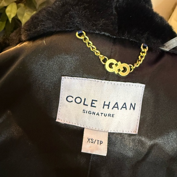 Cole Haan Signature Coat - Picture 7 of 9